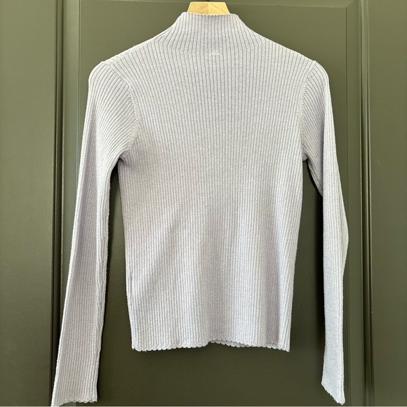 Uniqlo Ribbed Glitter High Neck LongSleeve T-Shirt Lavender Scalloped Size Small - Picture 6 of 8